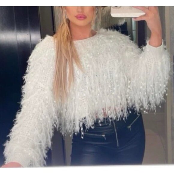 Altered State Ivory White Fuzzy Sweater XS Women's Pullover Cropped - Picture 1 of 16